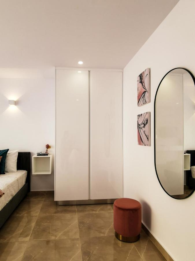 Phaedrus Living: Luxury Maisonette Lighthouse 60 Пафос Екстериор снимка